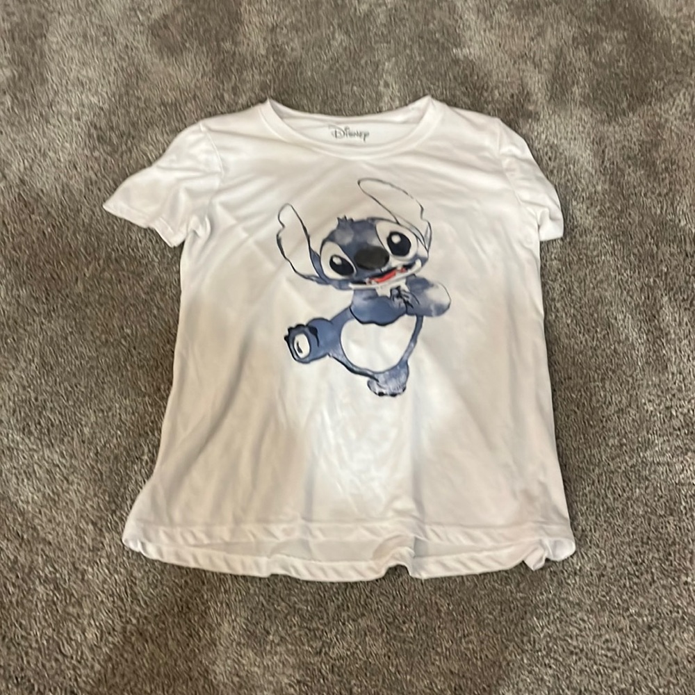 i’m selling this shirt